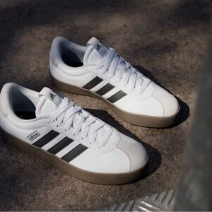 VL COURT 3.0 Adidas NWOT